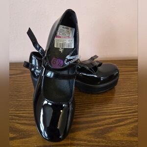 Black Patent Mary Jane Shoes Size 6.5 NWT!
